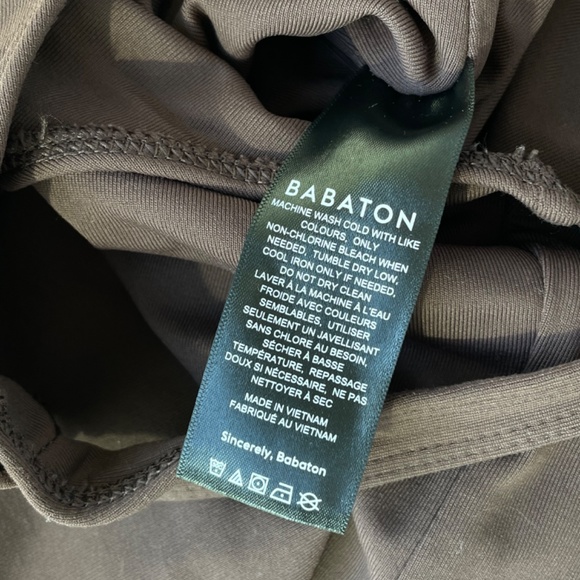 Contour Longsleeve Bodysuit - Picture 8 of 11